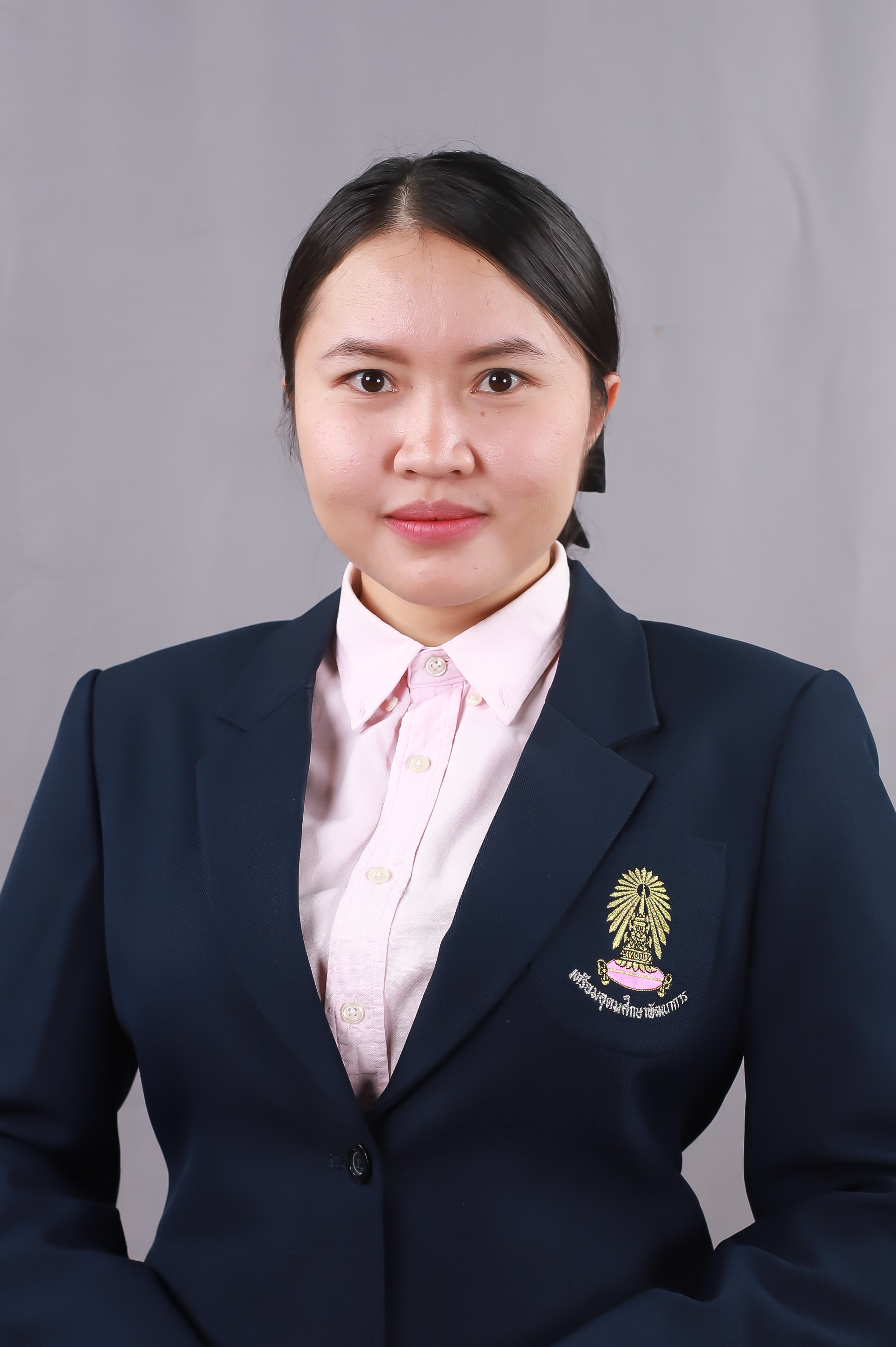 นางสาววชิราภรณ์  อาศัยกลาง