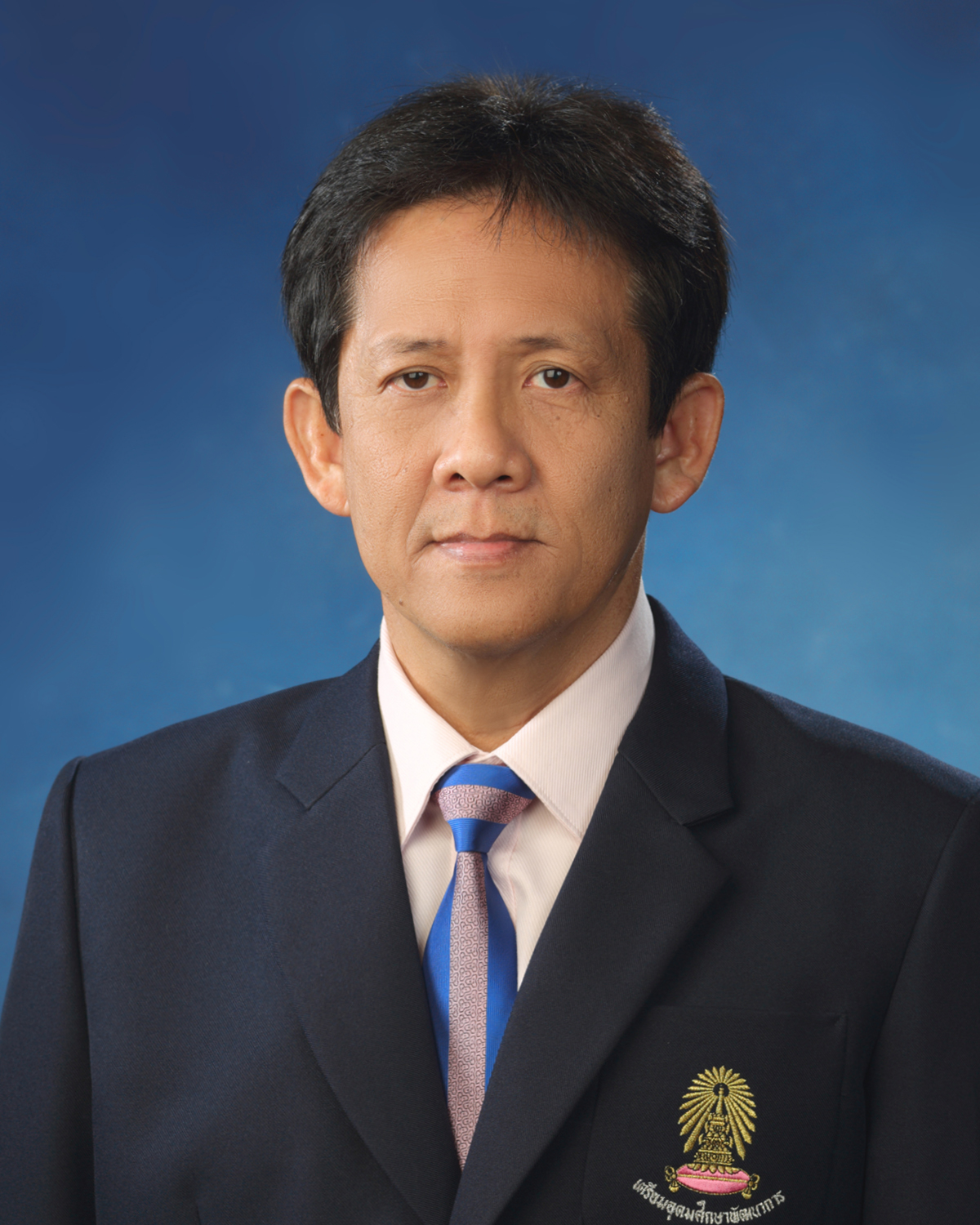 นายวิสุทธิ์ เสาวรส 